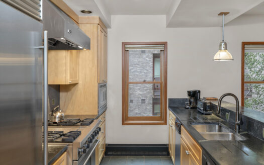 S 368 Davis Street A7