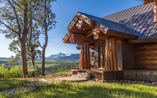 1776 Peninsula Drive