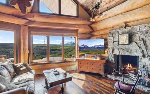 1776 Peninsula Drive