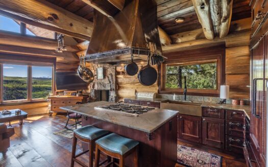 1776 Peninsula Drive