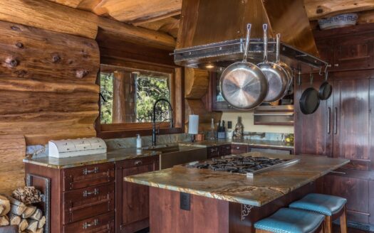 1776 Peninsula Drive