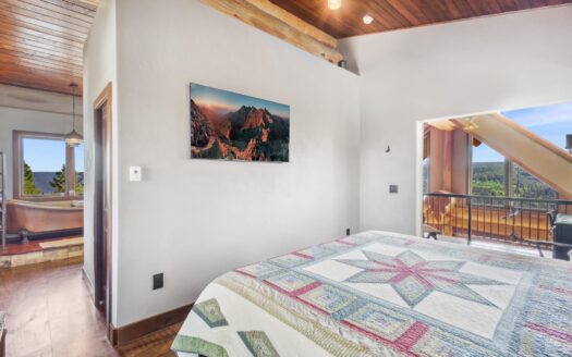 1776 Peninsula Drive