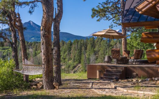 1776 Peninsula Drive