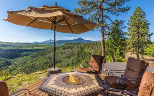 1776 Peninsula Drive