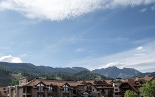 136 Country Club Drive 648/650