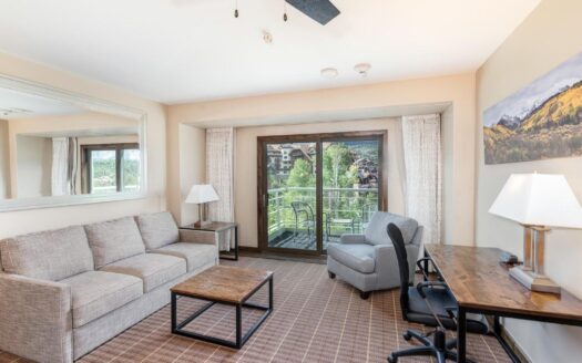 136 Country Club Drive 648/650