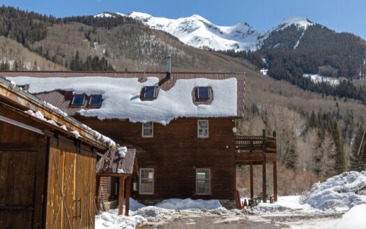 E 10 San Bernardo Drive