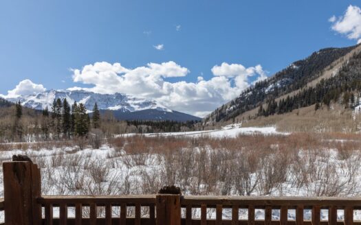 E 10 San Bernardo Drive