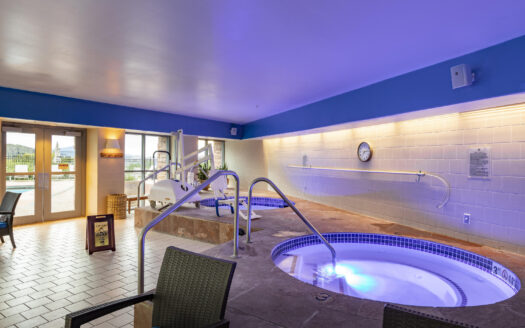 136 Country Club Drive 543