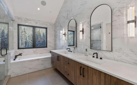 162 San Joaquin Road 5