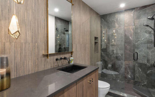 162 San Joaquin Road 5