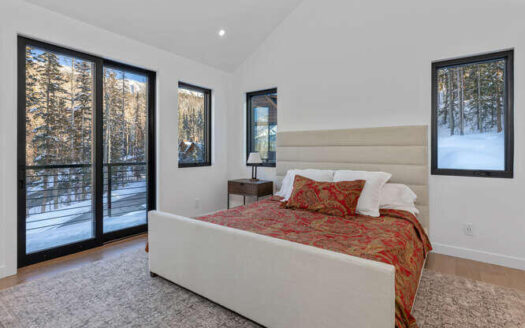 162 San Joaquin Road 5