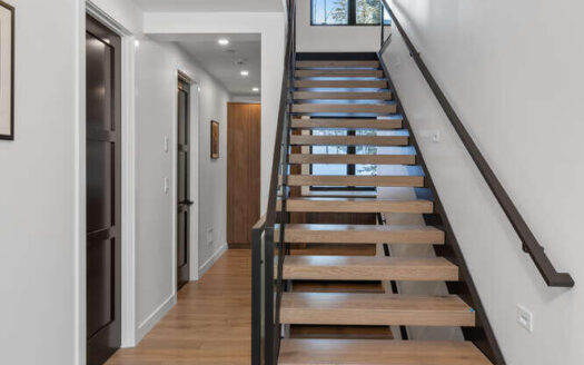 162 San Joaquin Road 5