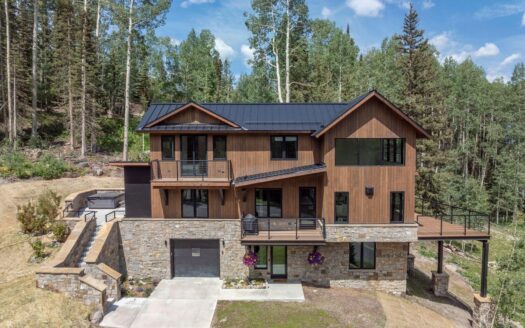 162 San Joaquin Road 5