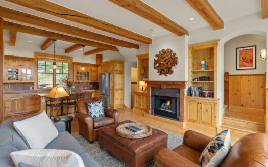 215 Double Eagle Drive C1