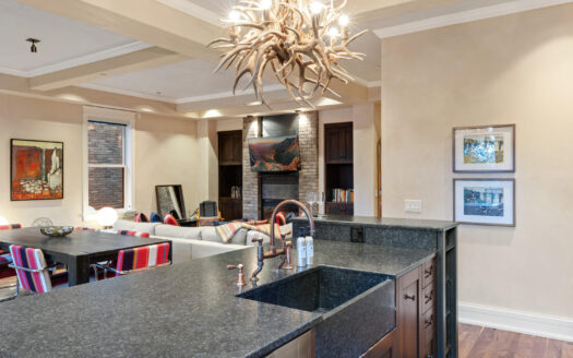 S 398 Davis Street SW 201