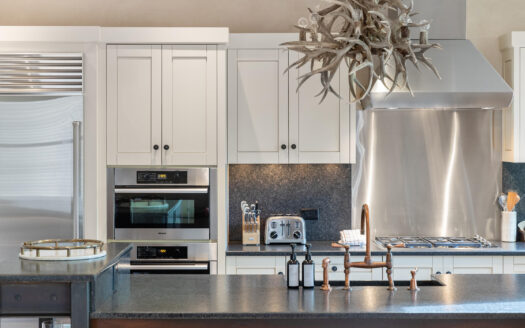 S 398 Davis Street SW 201