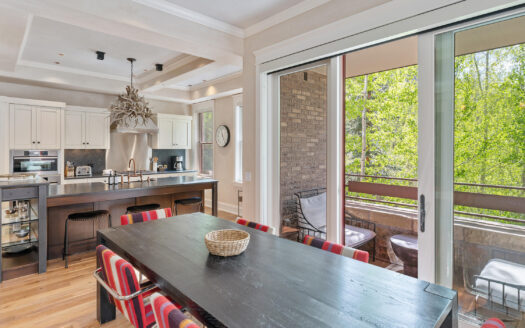 S 398 Davis Street SW 201