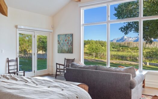 3289 Laughing Dog Road