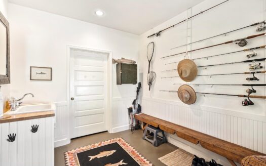 3289 Laughing Dog Road