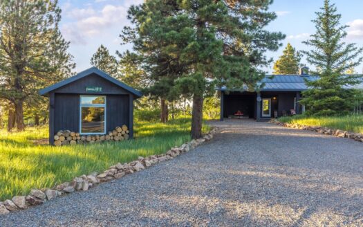 3289 Laughing Dog Road