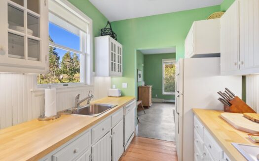 3289 Laughing Dog Road