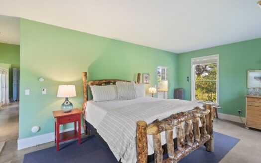 3289 Laughing Dog Road