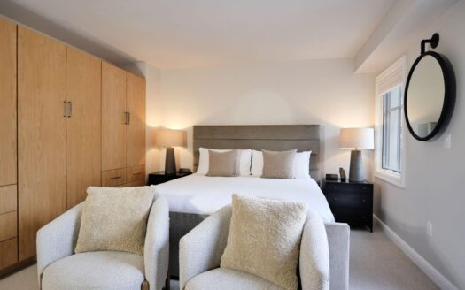 568 Mountain Village Boulevard 525/523