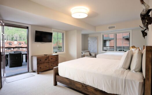 568 Mountain Village Boulevard 525/523