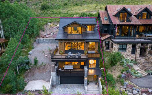 E 653 Pandora Avenue