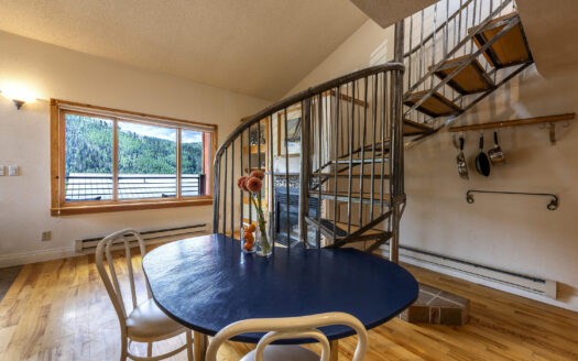 35 Pilot Knob Lane 504