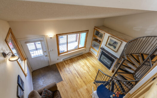 35 Pilot Knob Lane 504