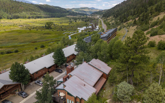 35 Pilot Knob Lane 504