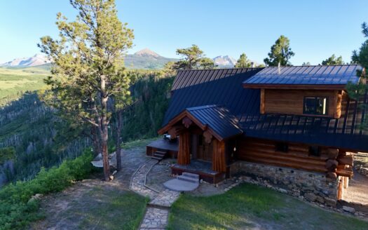 1776 Peninsula Drive