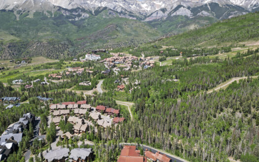 136 San Joaquin Road D101