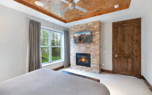 136 San Joaquin Road D101