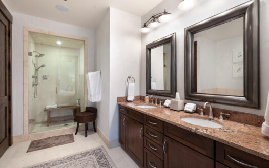 136 San Joaquin Road D101