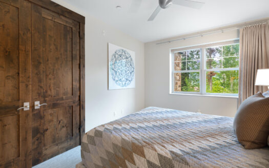 136 San Joaquin Road D101