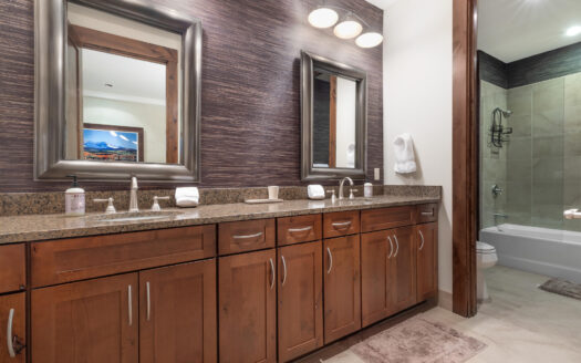 136 San Joaquin Road D101