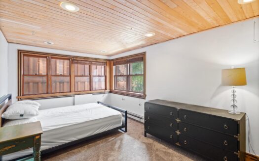 E 124 Pacific Avenue H