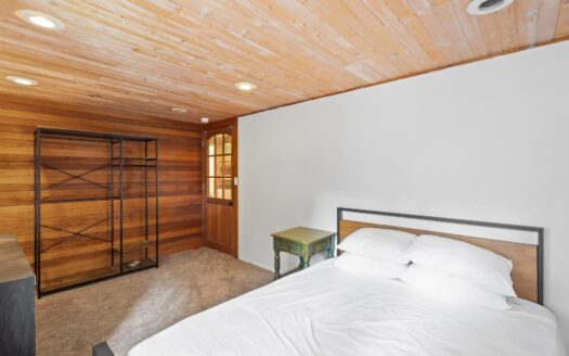 E 124 Pacific Avenue H