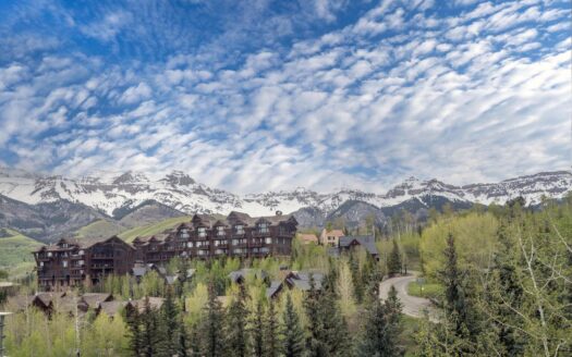 136 Country Club Drive 637