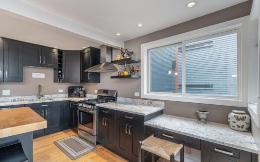 W 747 Pacific Avenue 506