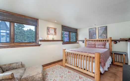 W 747 Pacific Avenue 506