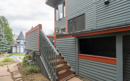 W 747 Pacific Avenue 506