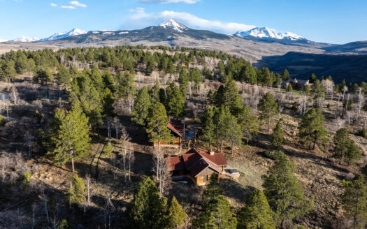 1001 Peninsula Drive