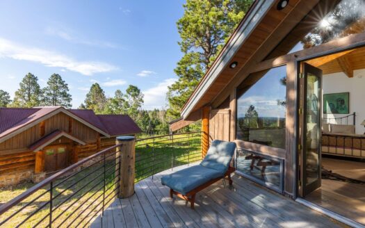 1001 Peninsula Drive