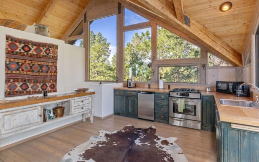 1001 Peninsula Drive