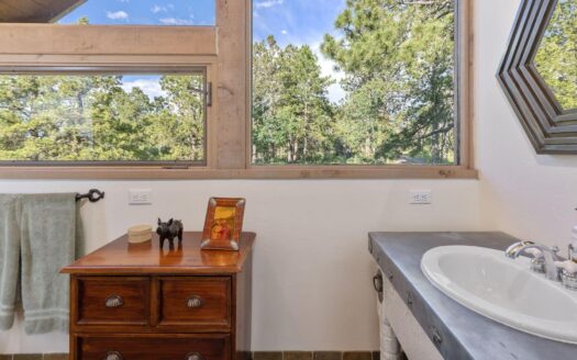 1001 Peninsula Drive