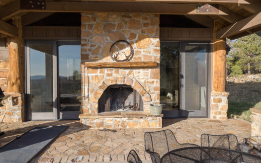 1001 Peninsula Drive